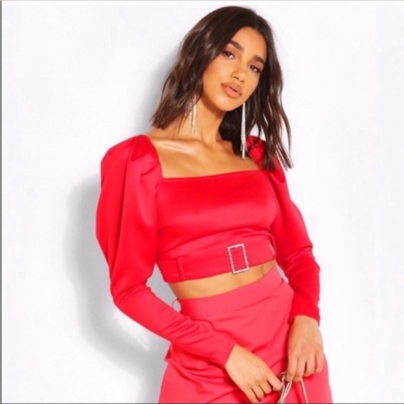 Puffy Sleeve Buckle Detail Blouse - Picture 2 of 5